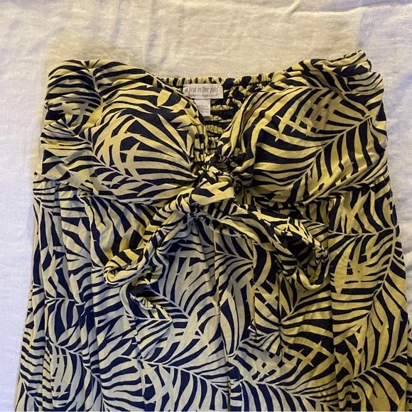 A pea in the Pod Small Maternity Dress with Tie Long Plam design cream & blue - Picture 2 of 5